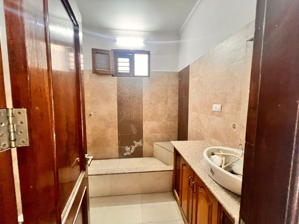 655755223O-1766952435235